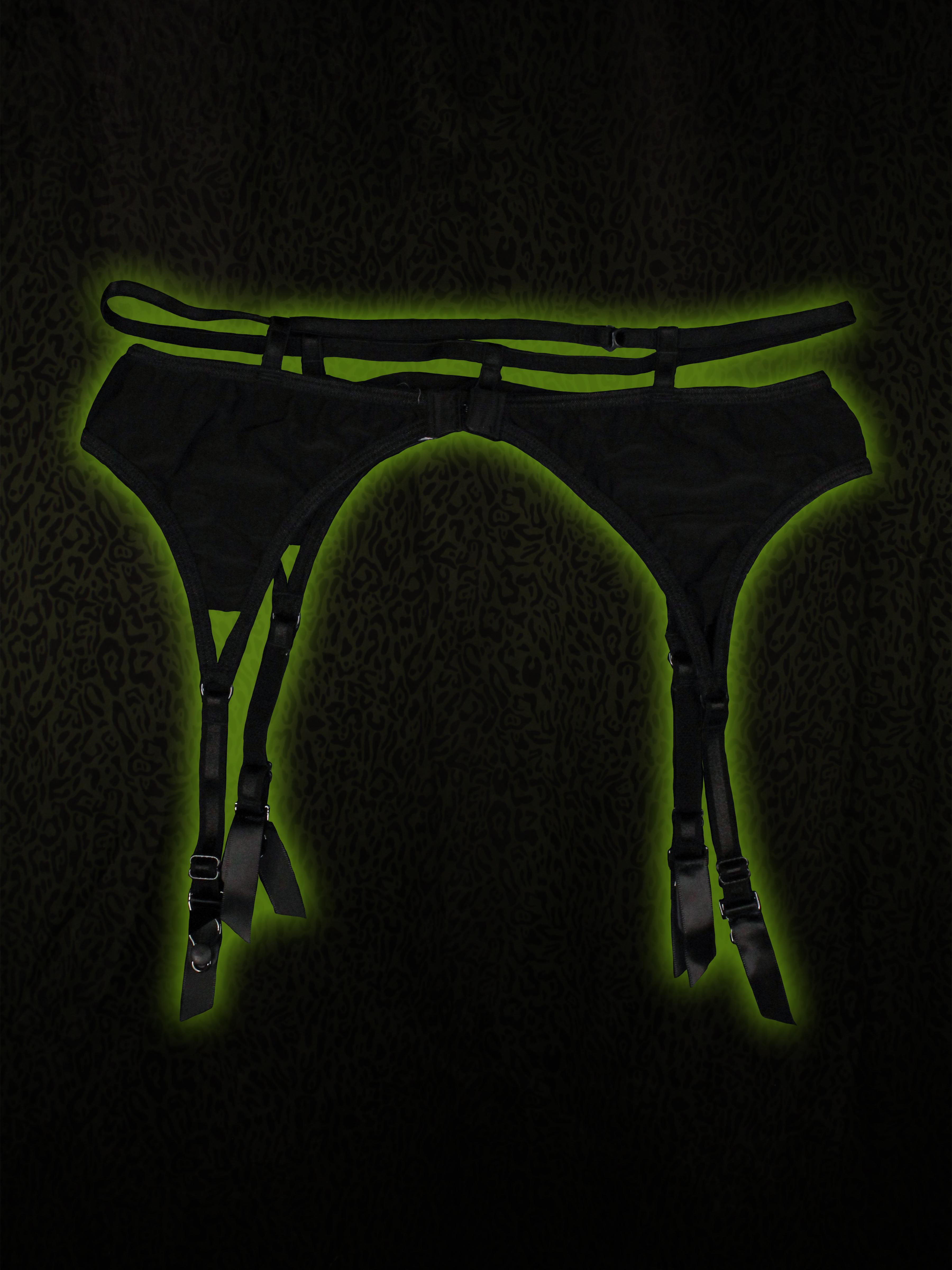 Garter Back