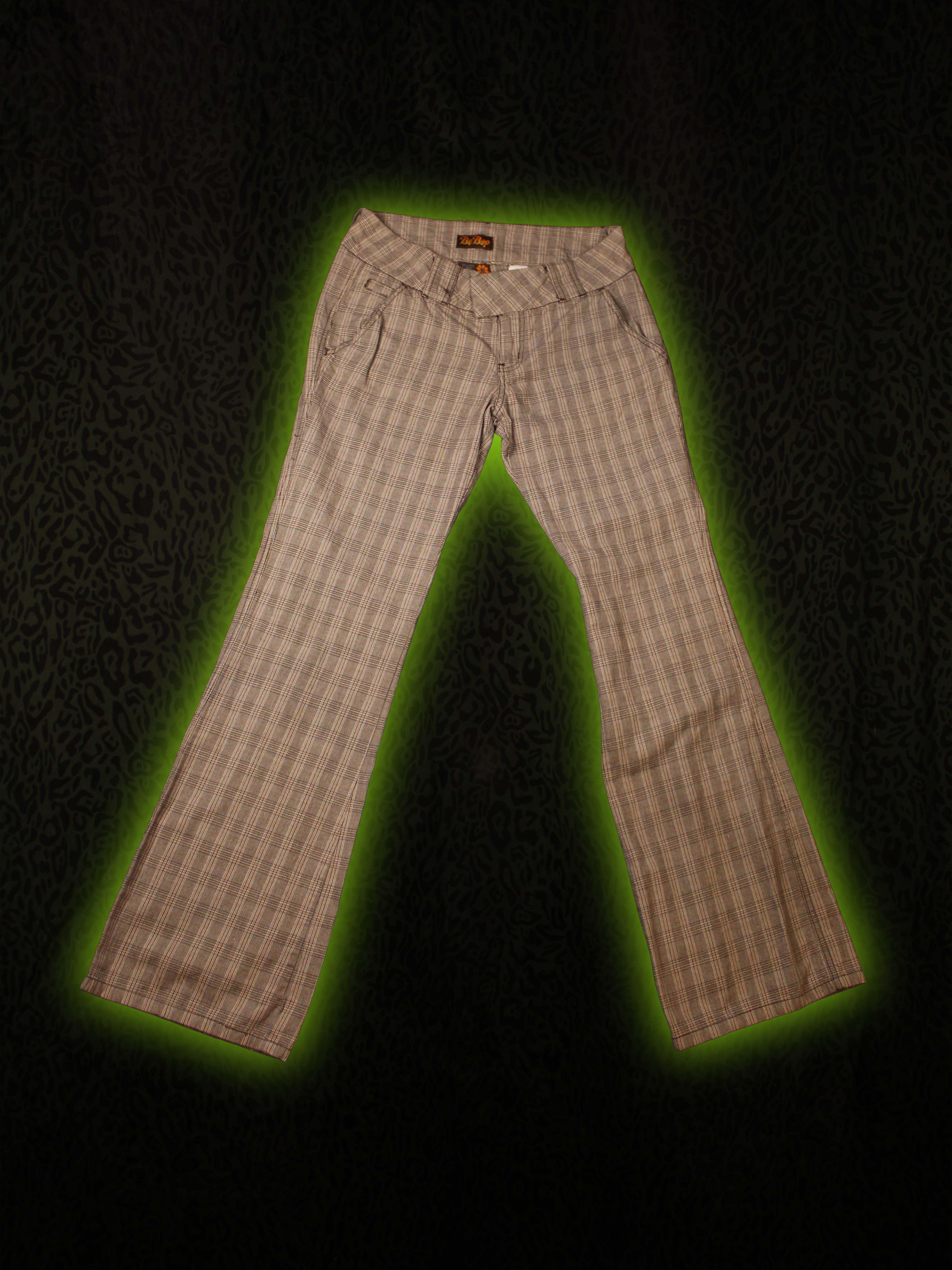 Skater Plaid Pants Front