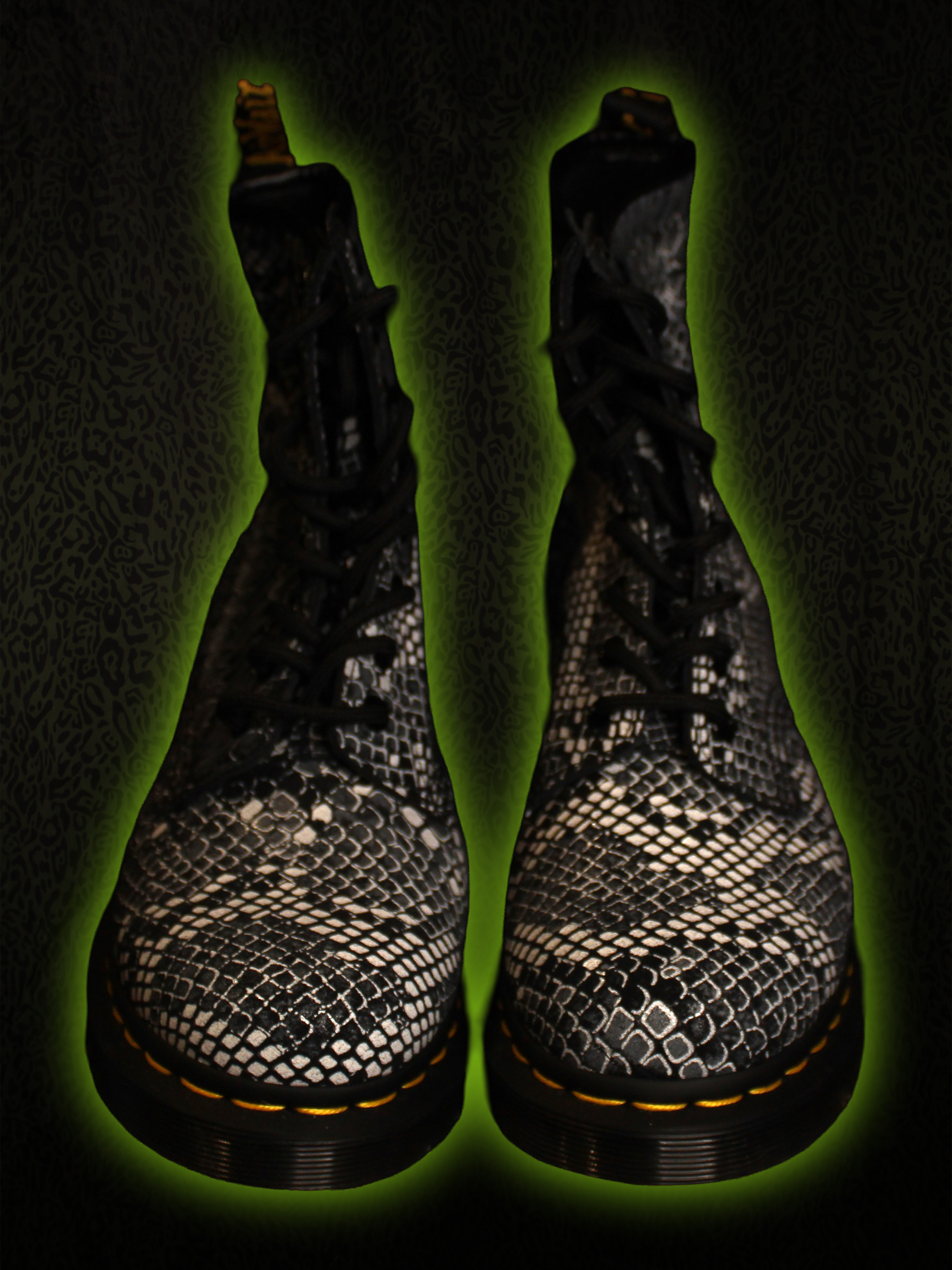 Snake Boot Front